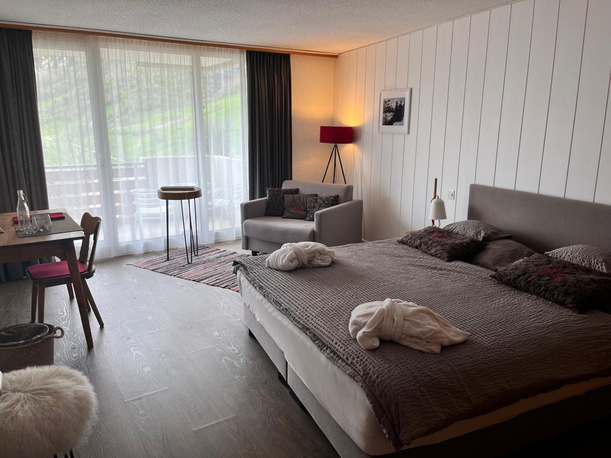 Hotel Alfa Superieur - Leukerbad-Therme Bagian luar foto